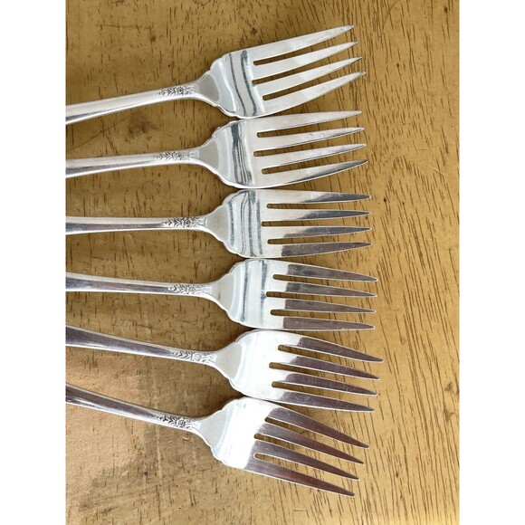 Set of 6 Distinction Onieda 6-1/2" Salad Forks Silverplate 1951 - Picture 5 of 8
